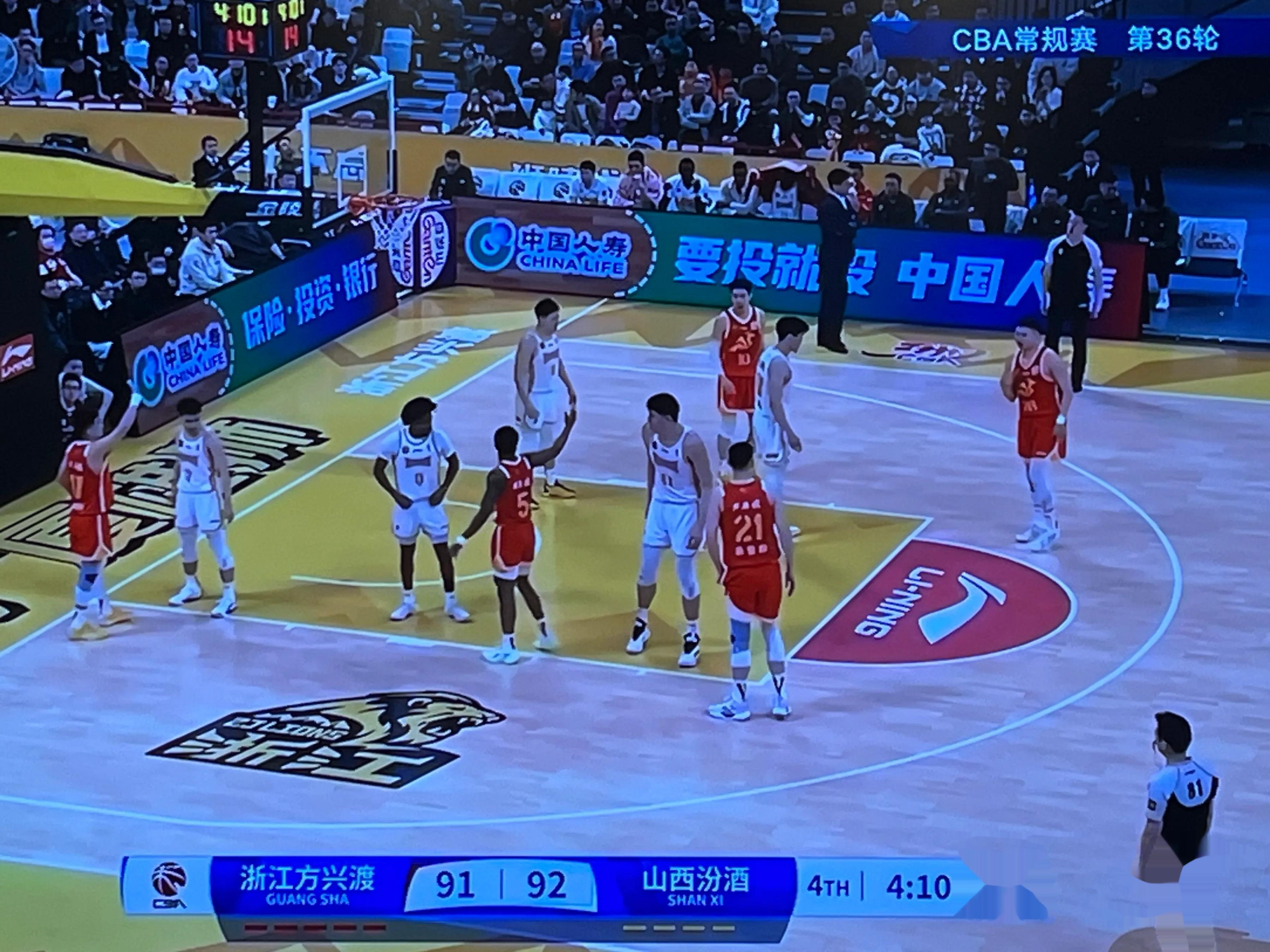 球队在比赛中化危为安，逆转局势，绝杀对手