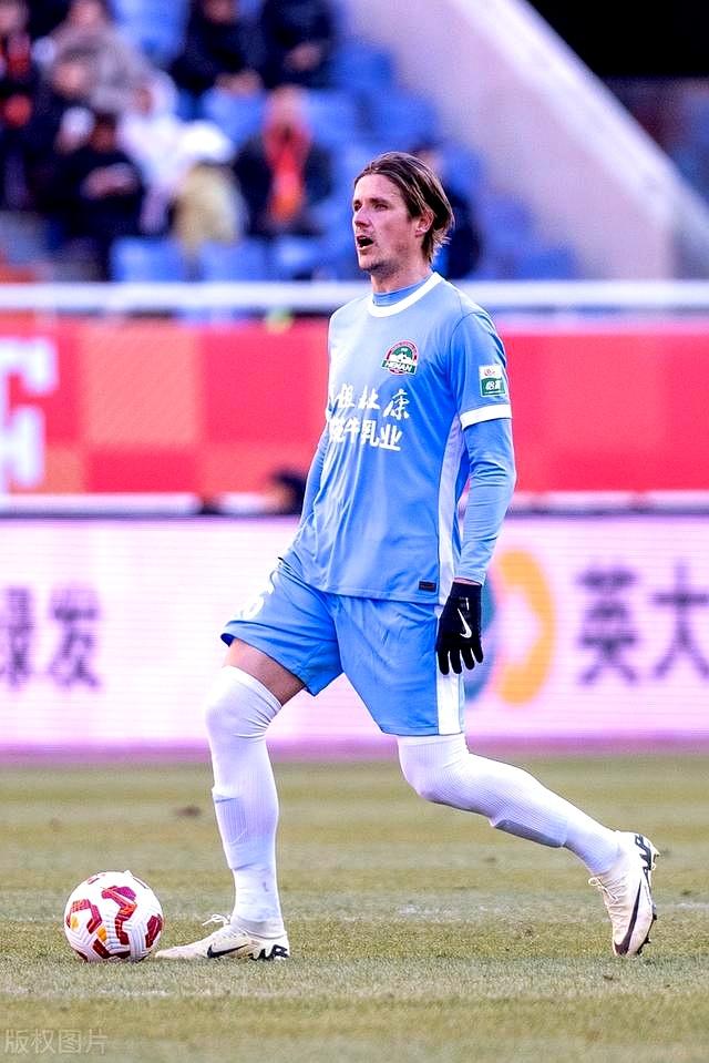 开云体育官网-知名球星表现疲态，球队进攻失去依靠的简单介绍