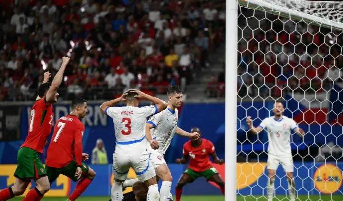 欧洲杯预选赛：乌克兰客场力挫葡萄牙，赢得关键胜利