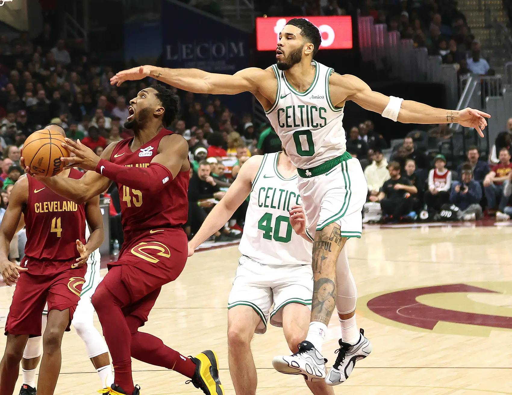 开云体育app下载-包含爵士大胜凯尔特人，米切尔砍下29分的词条