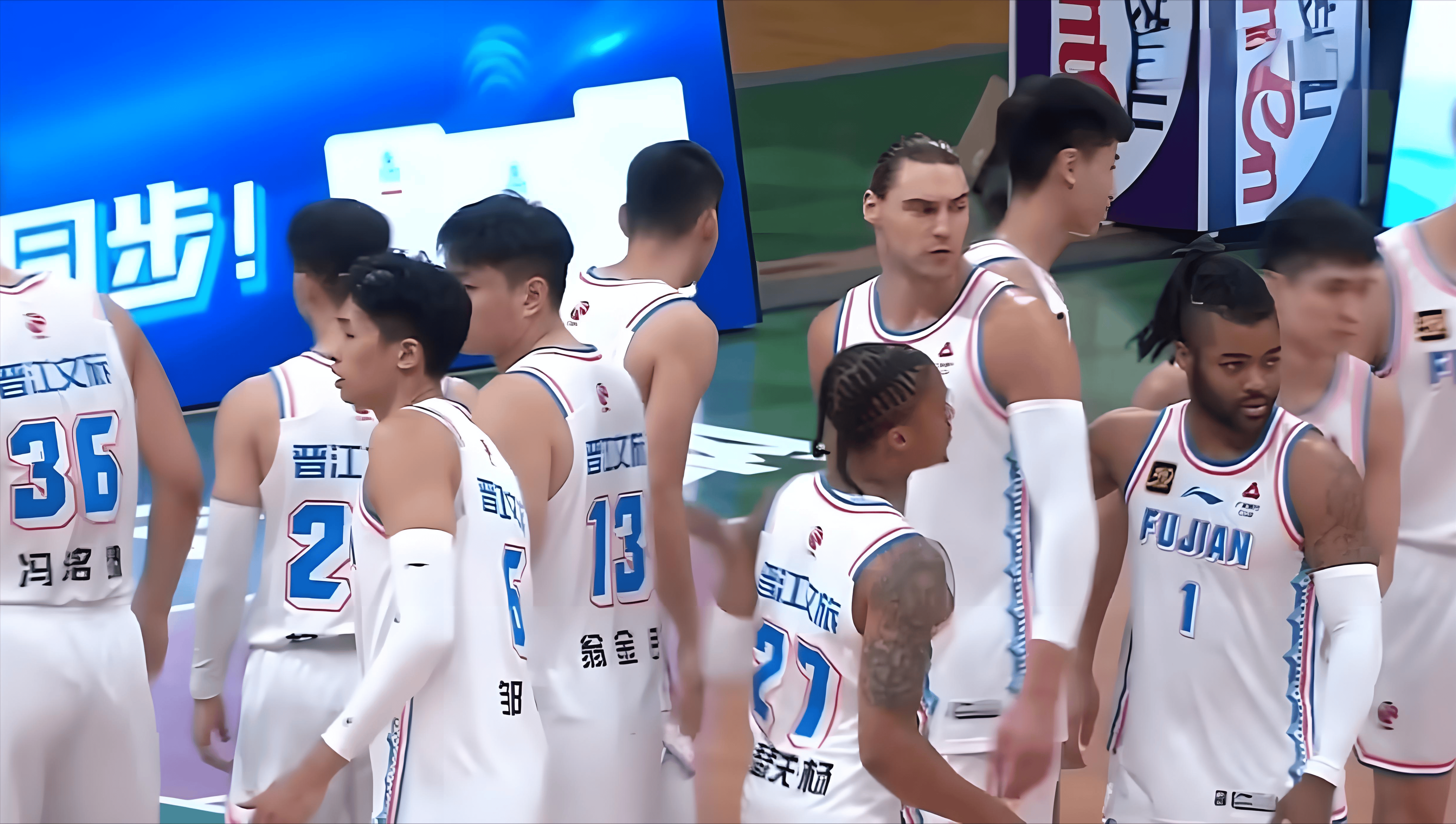 外援球员贡献极大，为球队取得多场胜利的简单介绍