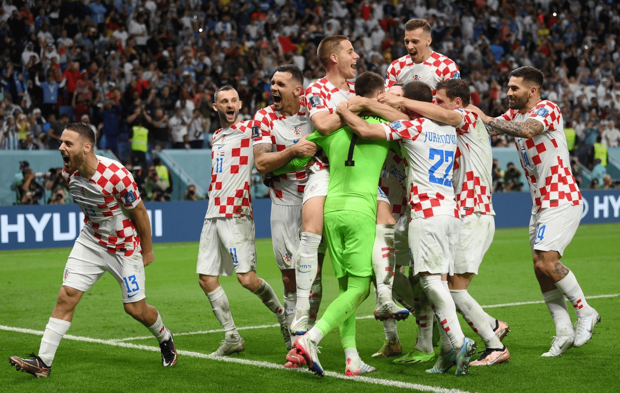 开云体育登录入口-斯洛文尼亚惊险逆袭克罗地亚，欧洲杯赛内战激烈的简单介绍